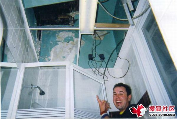 Hotel From Hell (10 pics)