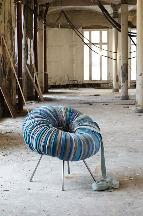 Have a Seat (86 pics)