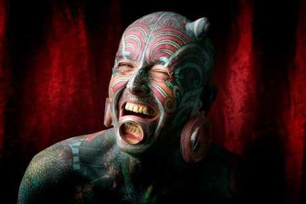 The craziest of WTF Body Modifications (24 pics)
