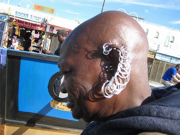 Strange but Interesting Folk (44 pics)