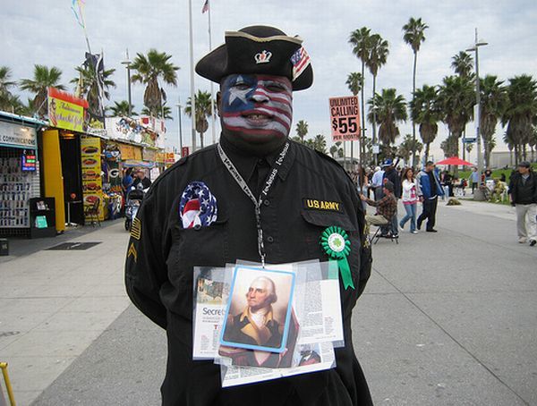 Strange but Interesting Folk (44 pics)