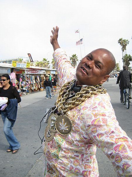 Strange but Interesting Folk (44 pics)