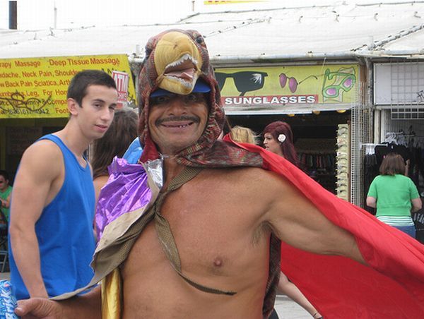 Strange but Interesting Folk (44 pics)