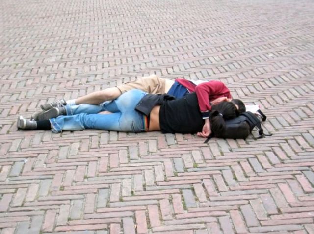 Love Is in the Air (18 pics)