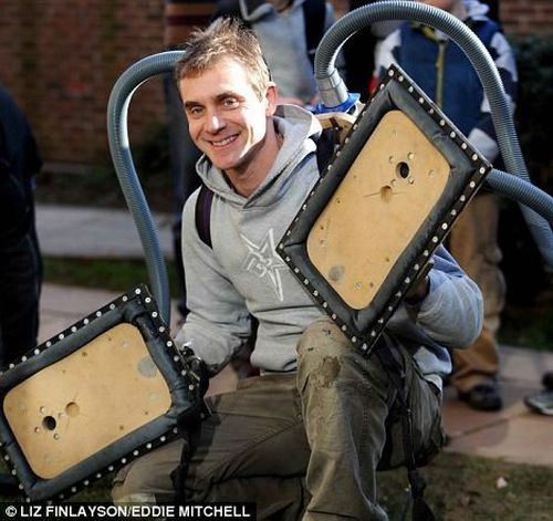 ‘Spider-Man’ Mechanism (6 pics)
