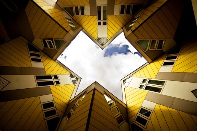 Strange Buildings (37 pics)
