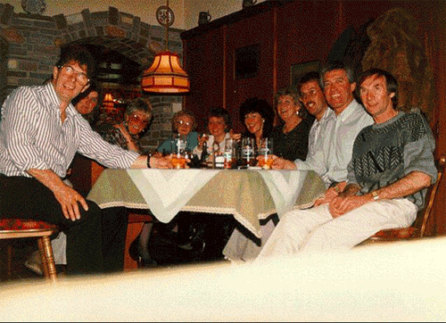 The Best of Ghost Pictures (26 pics + text)