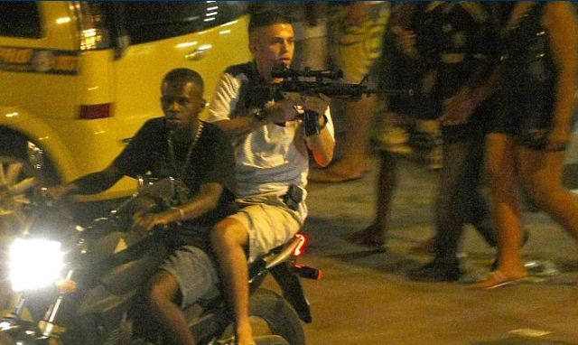 The Reality of 2016 Olympic City Rio de Janeiro (12 pics + 1 video)