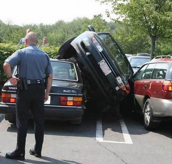 Unique Vehicle Situations (40 pics)