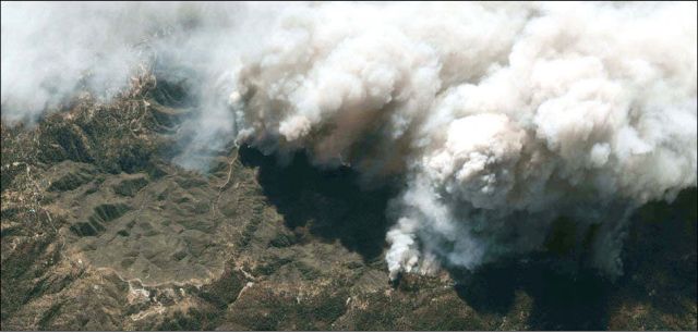 Natural Disasters on GeoEye Photos (21 pics)