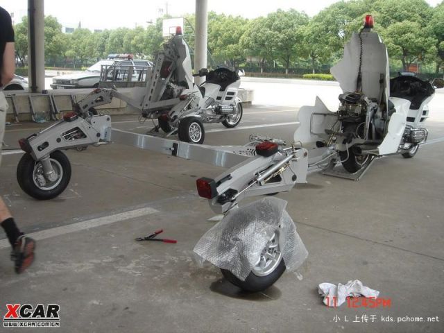 Unusual Motorcycles (4 pics)