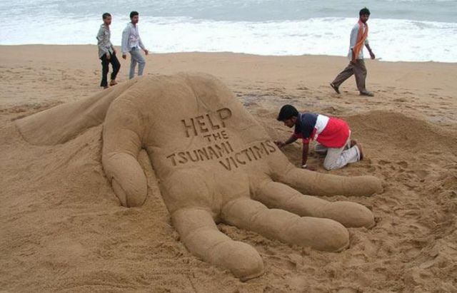 OMG! The Best Sand Sculptures Ever!!! (34 pics)