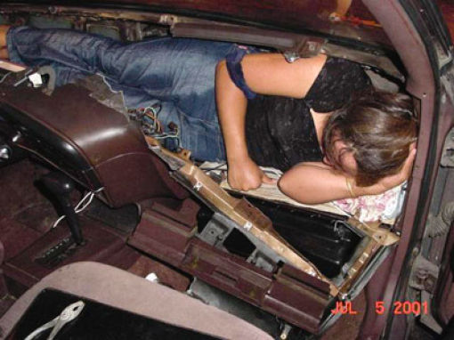 How Illegal Aliens Cross the Border (49 pics)