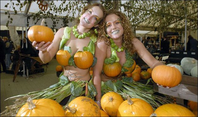 The Most Unusual Bra Designs (51 pics)