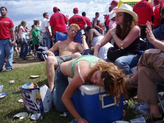Drunken Freakness (45 pics) Drunken Freakness (45 pics)