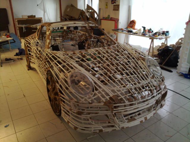 A Porsche for the Poor (44 pics)