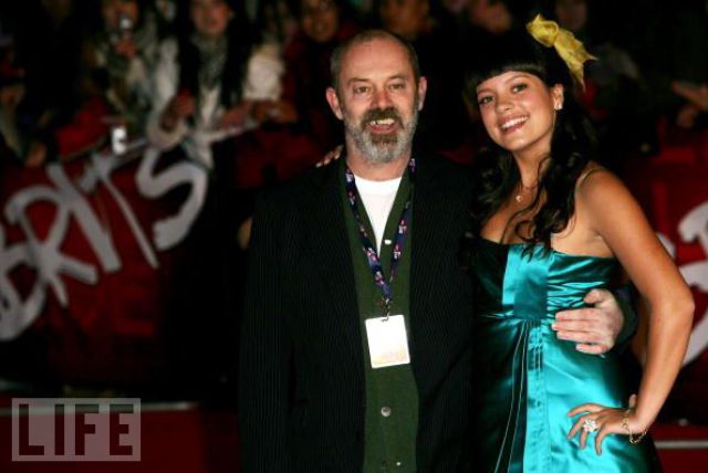 Famous Fathers and Daughters (31 pics)