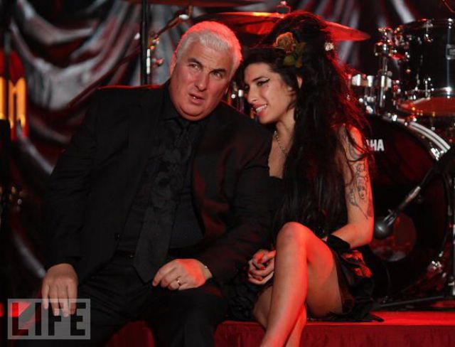 Famous Fathers and Daughters (31 pics)