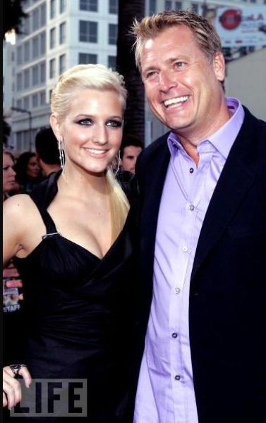 Famous Fathers and Daughters (31 pics)