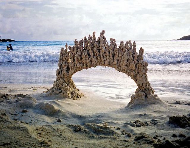 Unbelievable Sand Sculptures (92 pics)