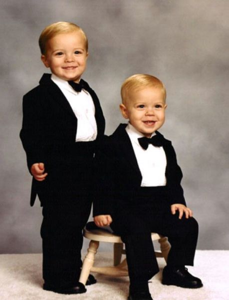 Such Sweet Twins (17 pics)