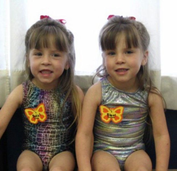 Such Sweet Twins (17 pics)