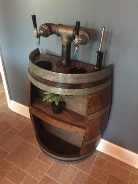 Man Installed A Cool-Looking Beer Tap In His Kitchen