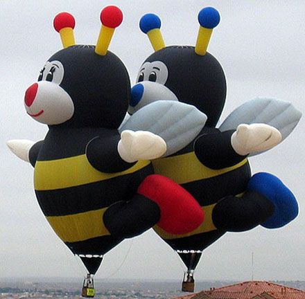 An unusual air balloon festival (35 photos)