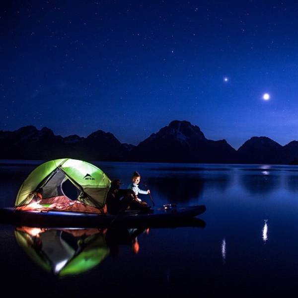 This Instagram Account Is Devoted Solely To Calling Out Fake Travel Photos