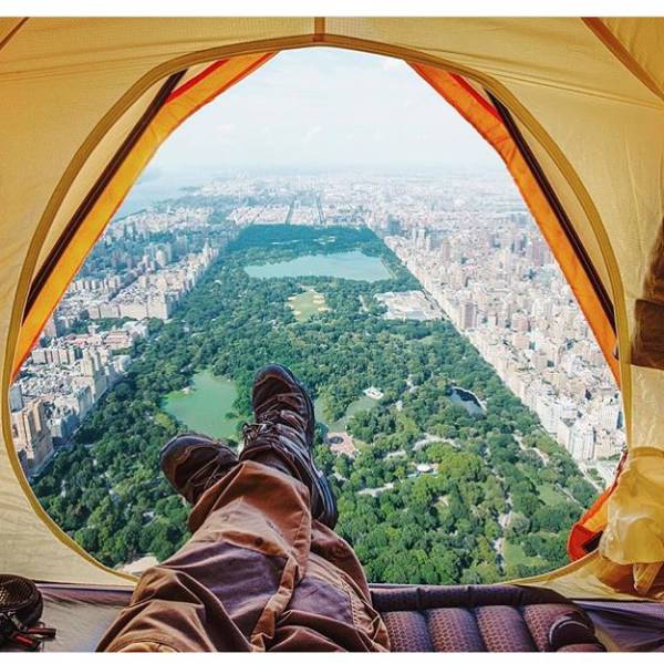 This Instagram Account Is Devoted Solely To Calling Out Fake Travel Photos