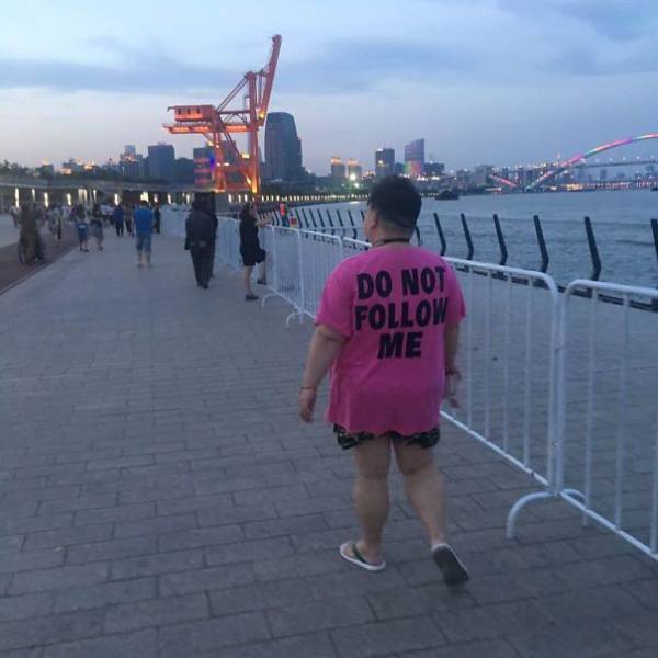 Some Chinese Have No Idea What Their Outfits Mean