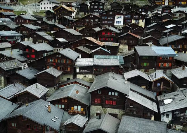 This Swiss Village From A Dream Will Pay You For Moving In
