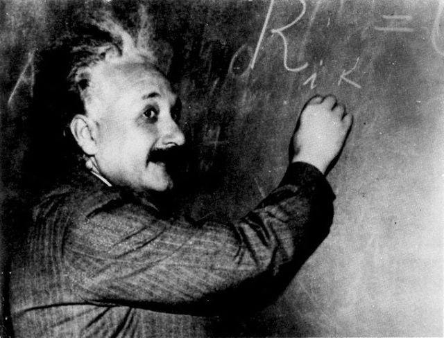 Pictures of Albert Einstein (28 photos)