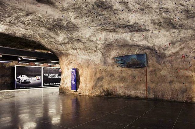 Stockholm subway, very creative! (17 photos)