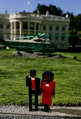Barack Obama's inauguration in Legoland, California (12 photos)
