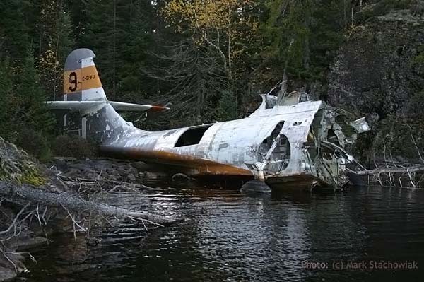 Abandoned planes (29 photos)