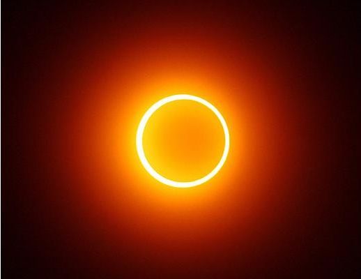 An eclipse seen across the Southern Hemisphere (17 photos)
