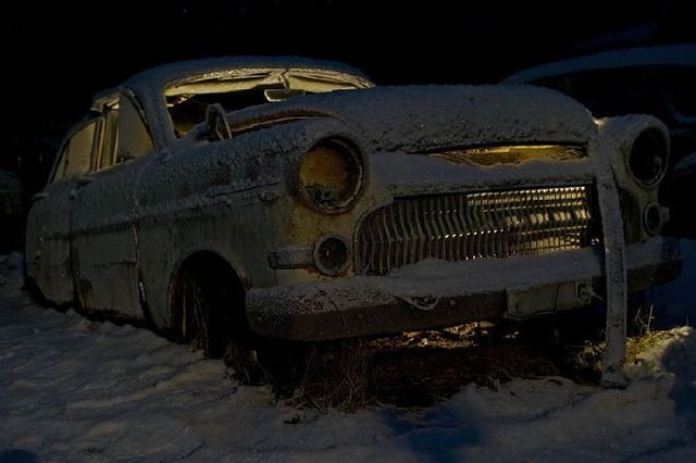 Forgotten classic cars (23 photos)