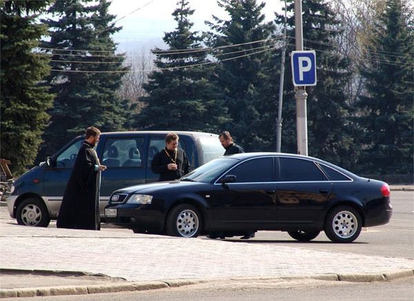 Russian Orthodox priests (13 photos)