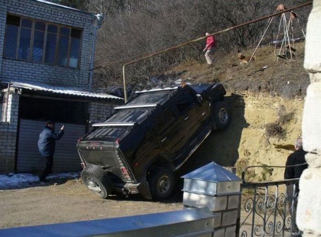 Roads and road problems in Russia (21 photos)