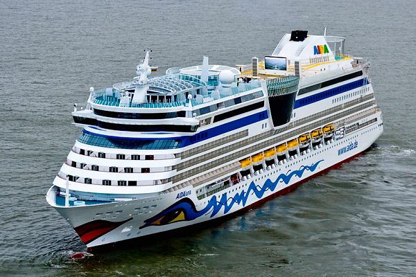 New cruise ship Aida Luna (15 photos)