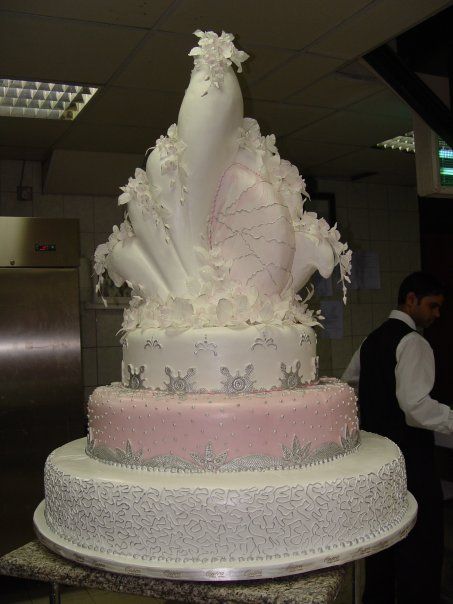 Wedding cakes (26 photos)