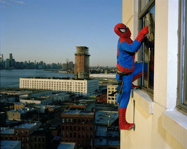 Superheroes in real life (15 photos)