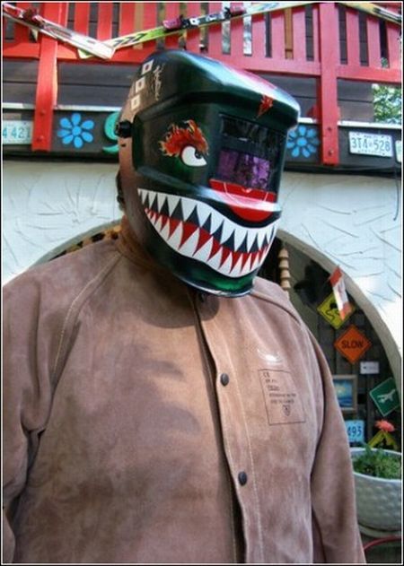 Most unusual welding masks (11 photos)
