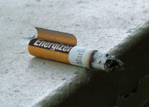 Creative stuff with batteries (17 photos)