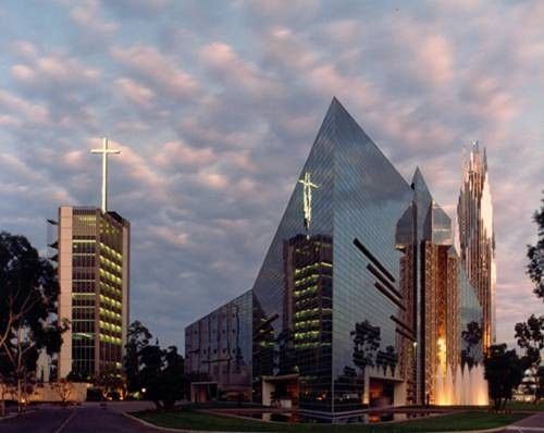 Crystal cathedral (43 photos)