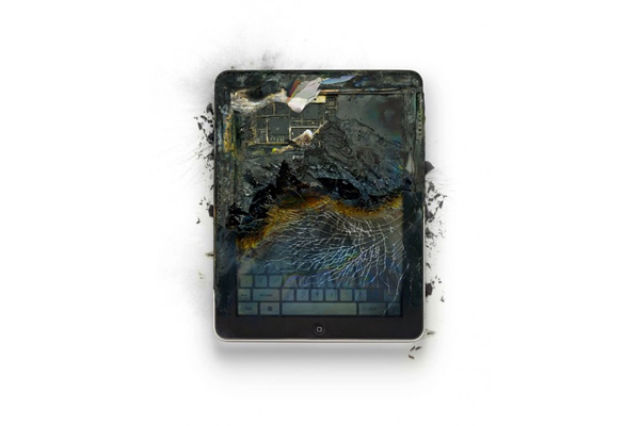 broken_apple_products_640_01.jpg
