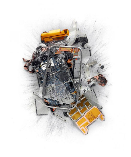 broken_apple_products_640_10.jpg