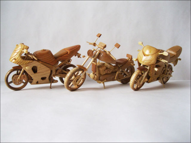 Look at this Little Thing! - These incredible miniature motorcycles ...