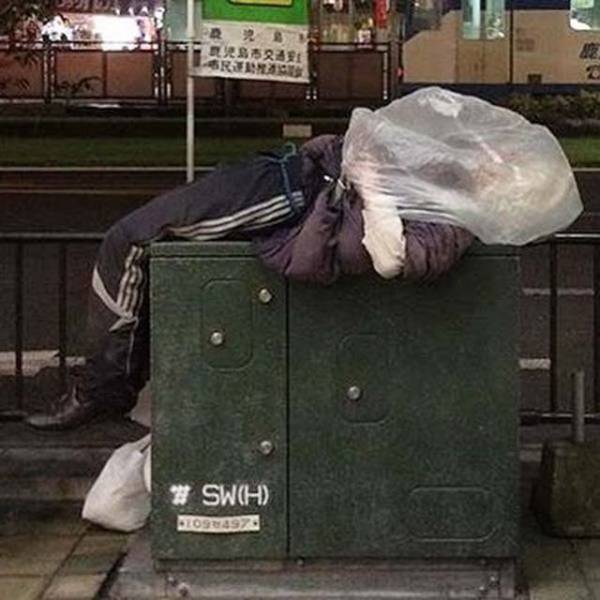 Drunk Japanese People Falling Asleep In Public Places